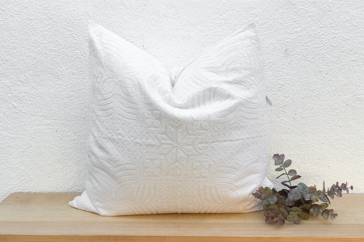 Shell Light Large Applique Pillow Cover