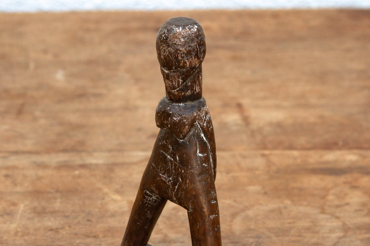 Luba Protector African Slingshot