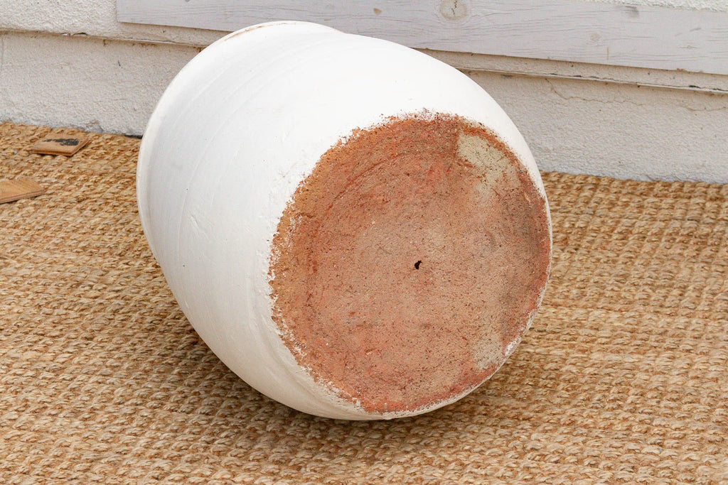 19" DM Chalk White Mediterranean Urn Planter