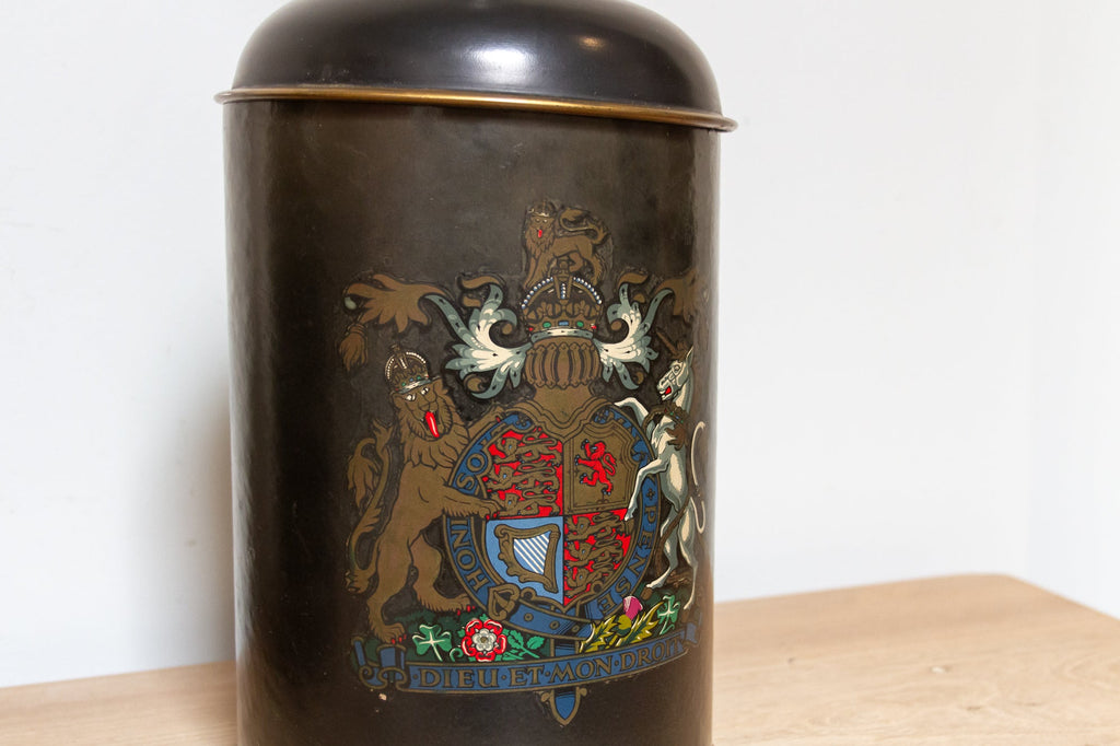 Royal Painted English Tin Lamp