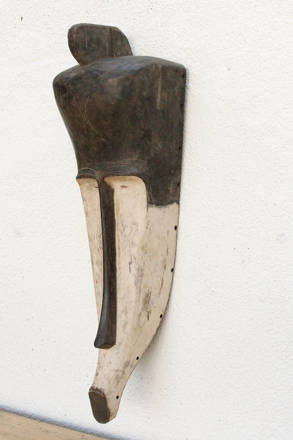 Bold & Powerful, African Fang 35" Ngil Mask