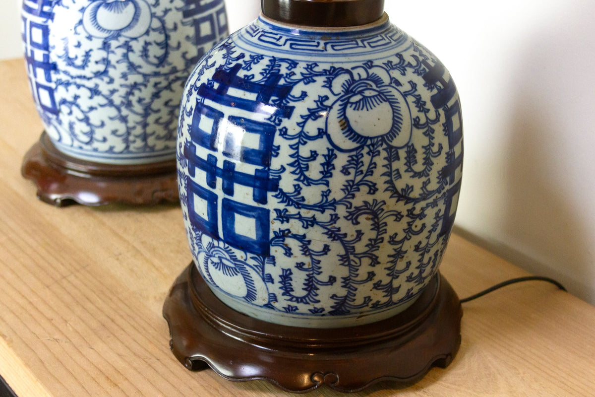 Pair of Vintage Blue & White Ginger Table Lamp