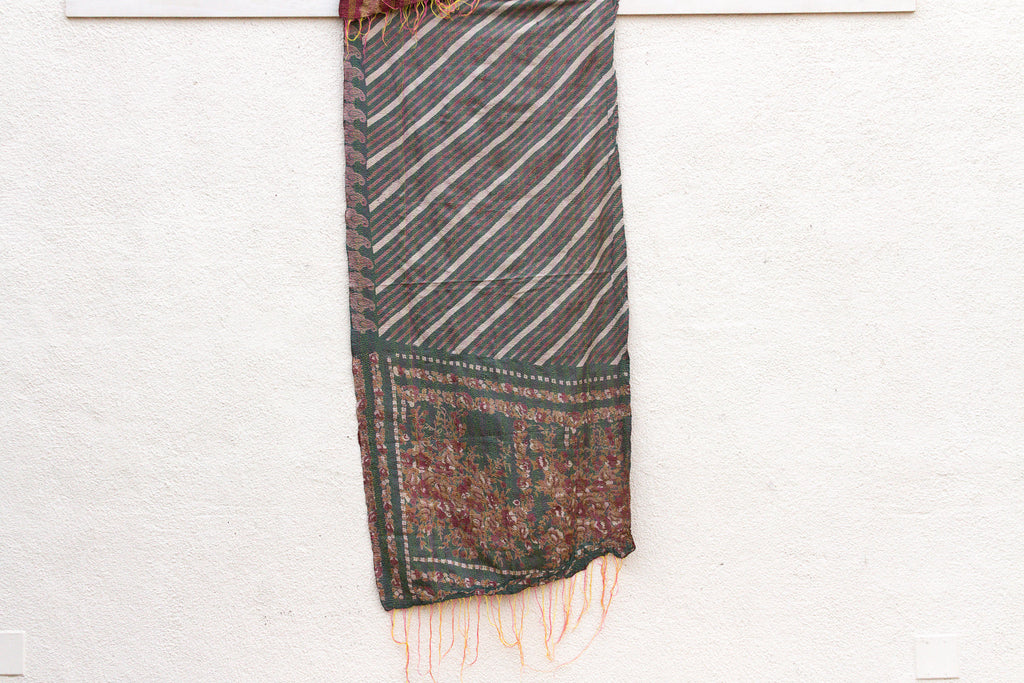 Floral Border Silk Kantha Reversible Throw