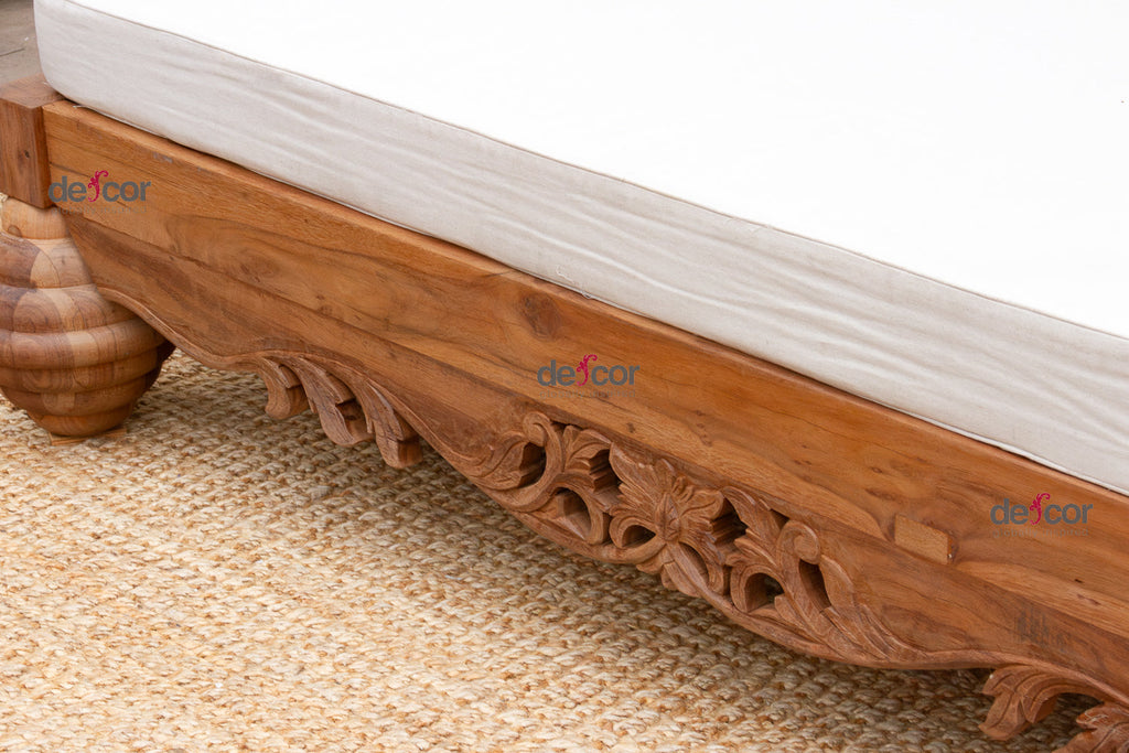 Finely Carved Royal Bali Club Daybed