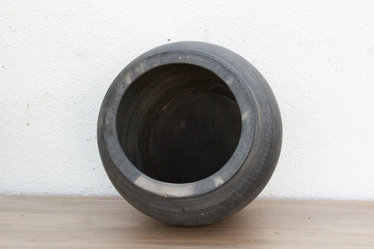 Obsidian Patina Clay Pot