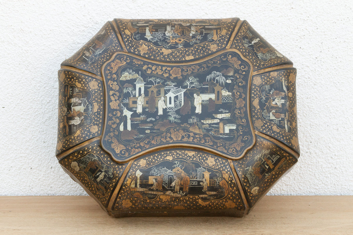 Large Vintage Black & Gold Chinoiserie Box