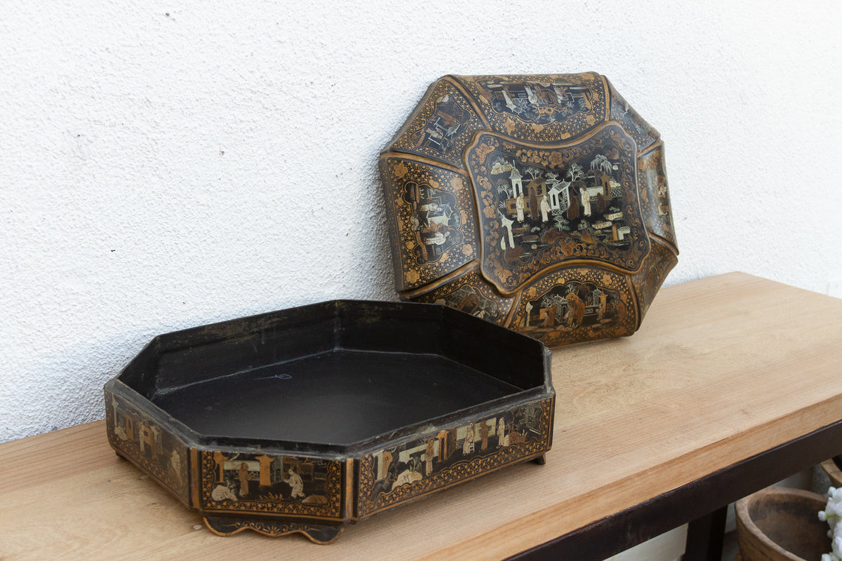 Large Vintage Black & Gold Chinoiserie Box
