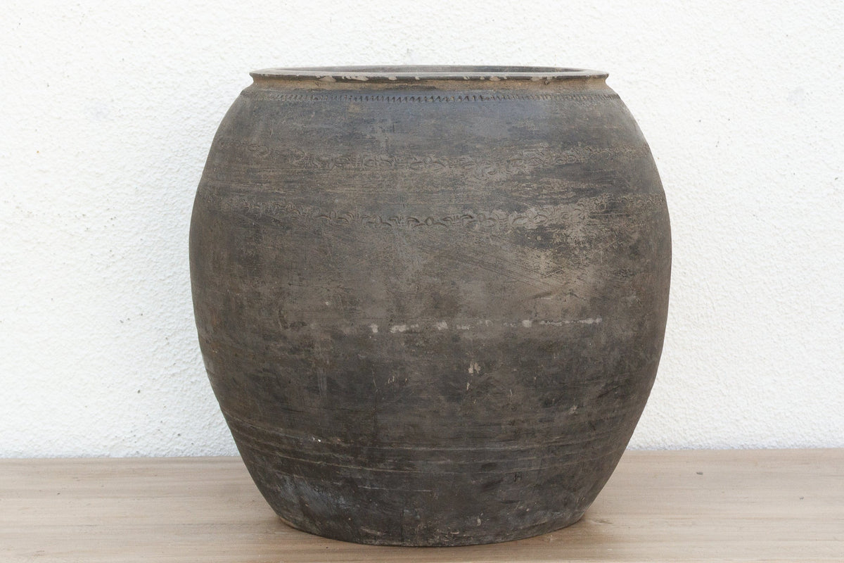 Large Numad Earthenware Pot