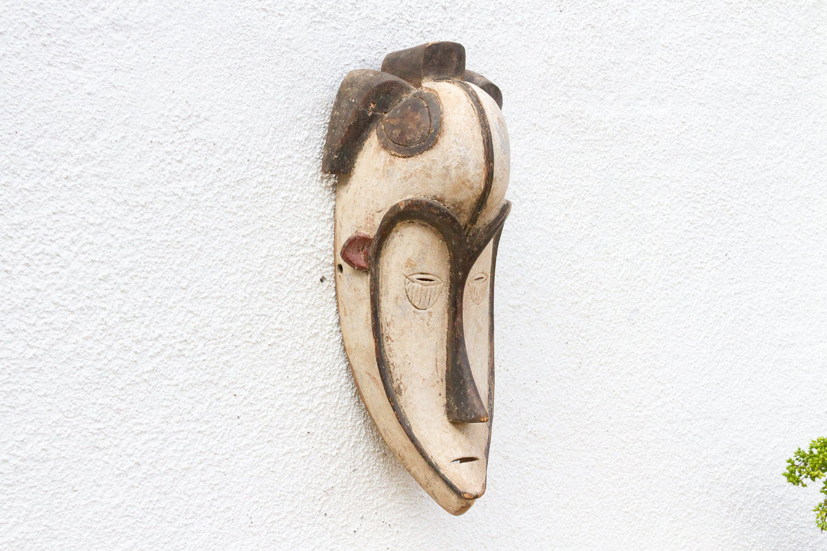 Guardian of Justice Fang Ngil Mask