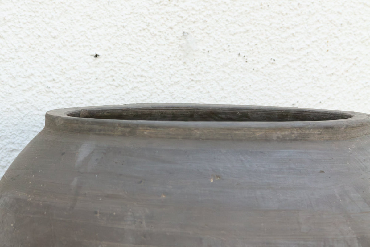 Large Earthenware Clay Pot