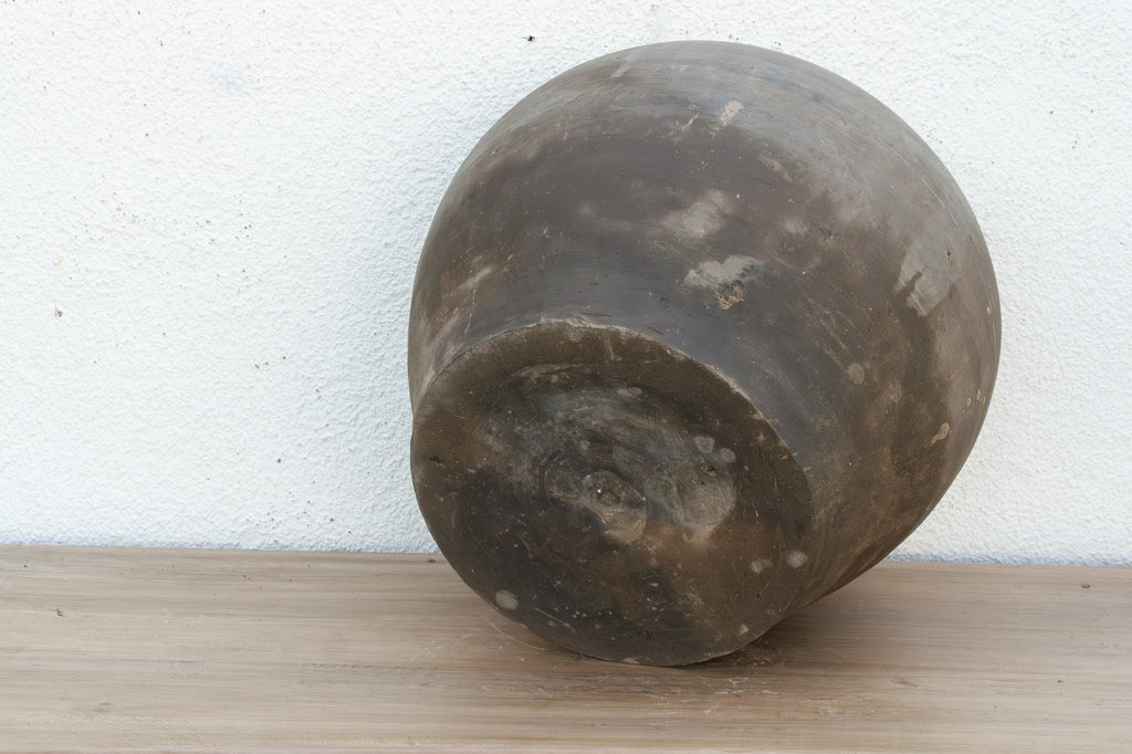 Large Earthenware Clay Pot