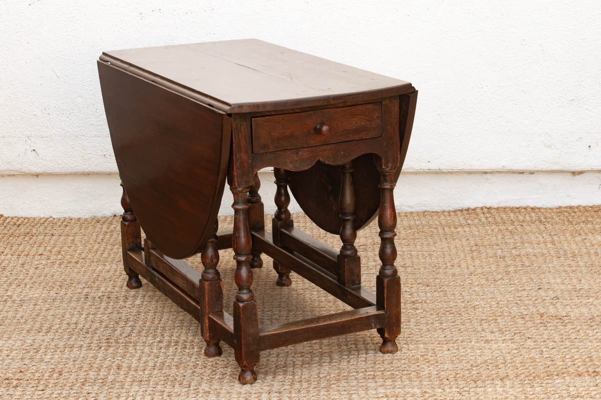 Antique English Oak Gateleg Drop Leaf Table