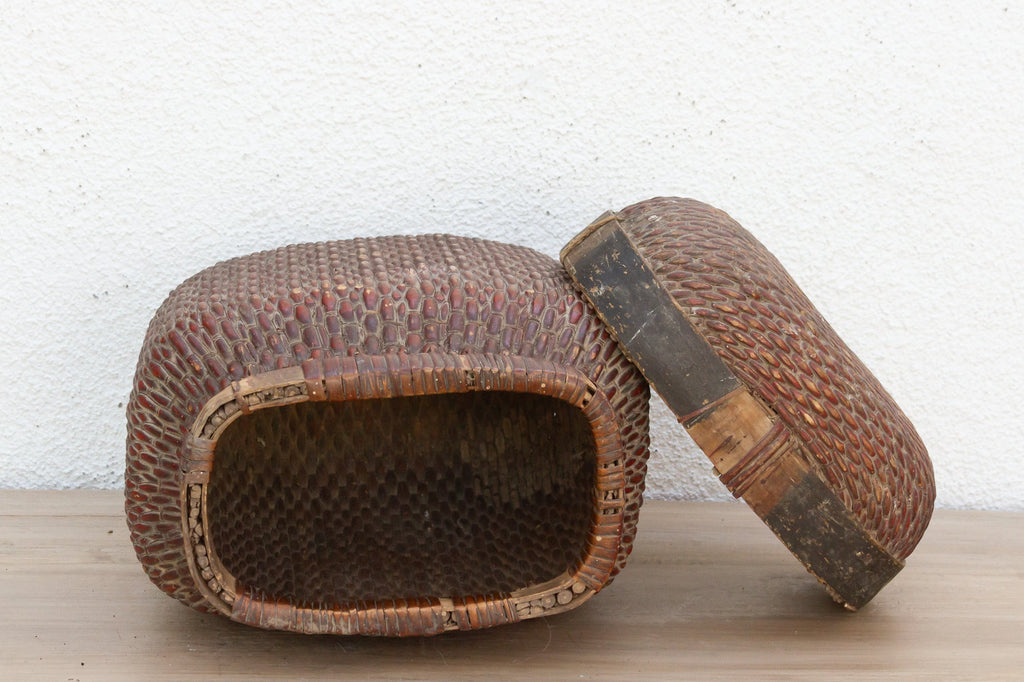 Antique Willow Storage Basket w/Lid