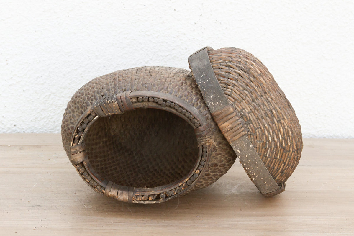 Old Farmhouse Woven Lidded Storage Bin
