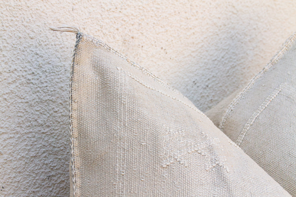24" Riad Weave Moroccan Silk Pillow