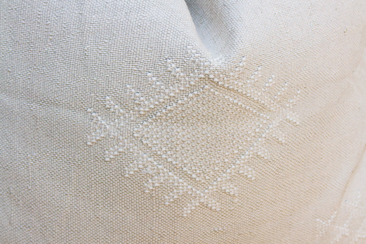 24" Riad Weave Moroccan Silk Pillow