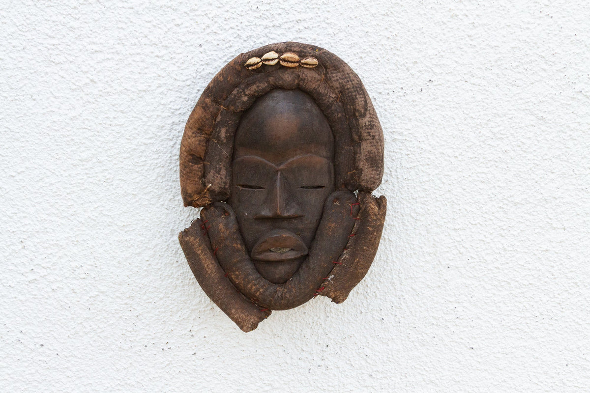 Old Kuba Bark Cloth Mask
