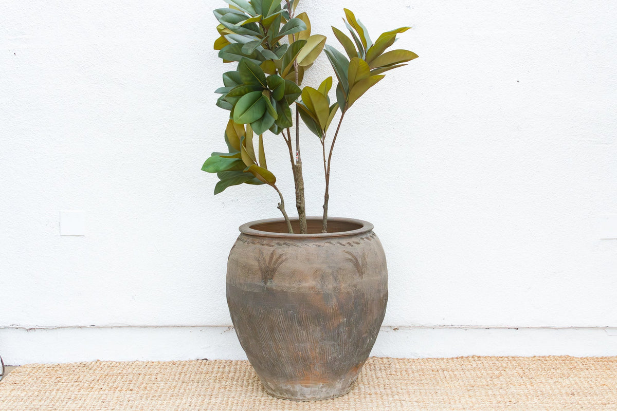 Ranch House, Large Vintage Etched Planter