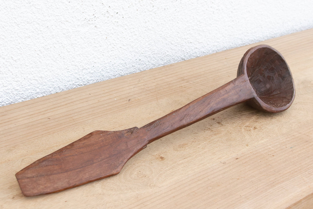 Vintage 22" Long Grain Scoop (Trade)
