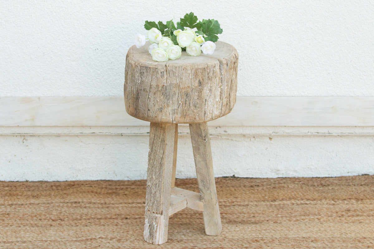 Rustic Round Table w/Thick Slab Top (Trade)