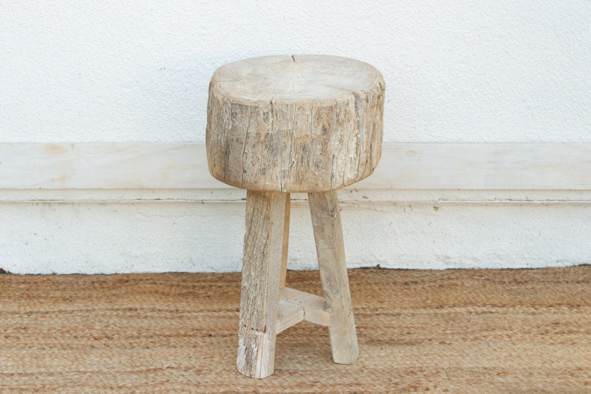 Rustic Round Table w/Thick Slab Top
