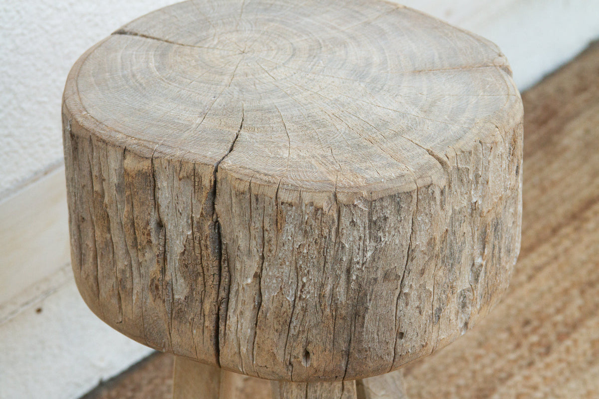 Rustic Round Table w/Thick Slab Top