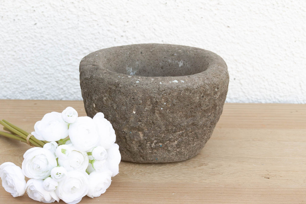 Farmhouse Stone Granite Bowl (Trade)