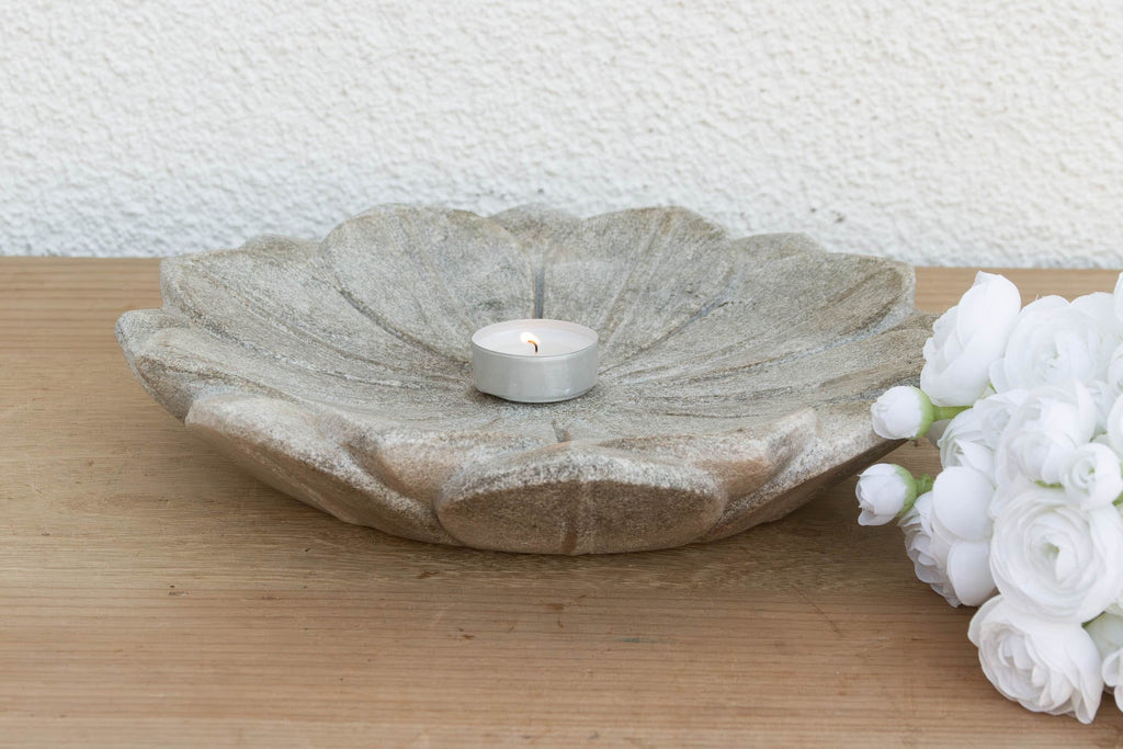 Petite Grey Stone Lotus Flower (Trade)