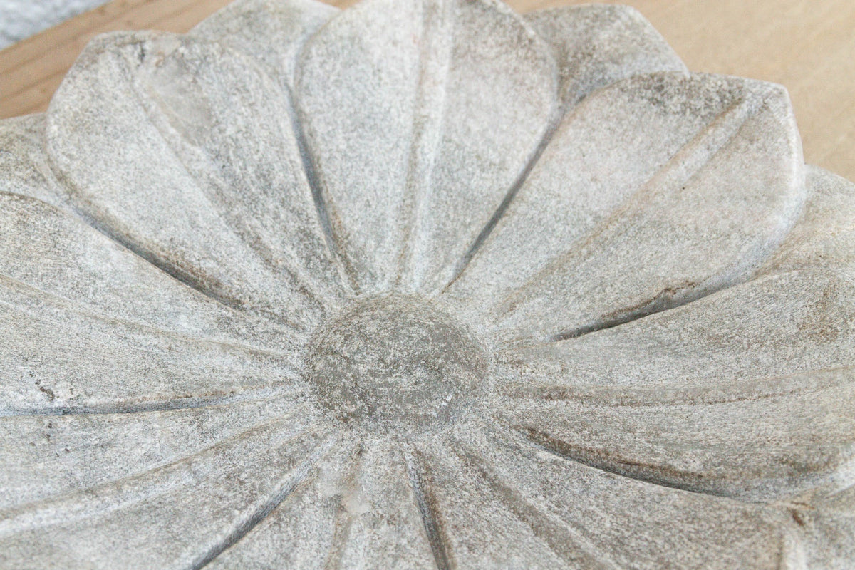Petite Grey Stone Lotus Flower (Trade)