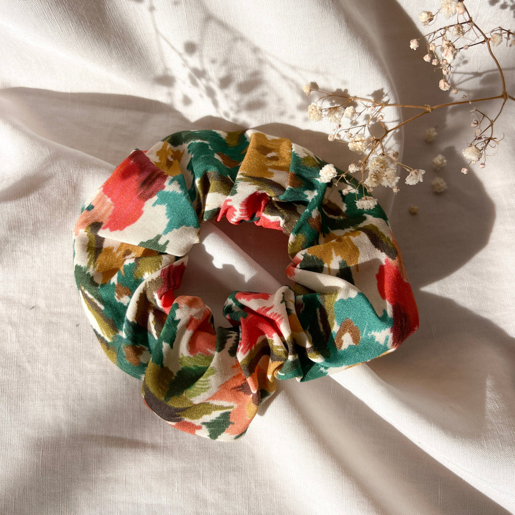 Retro Floral Scrunchie