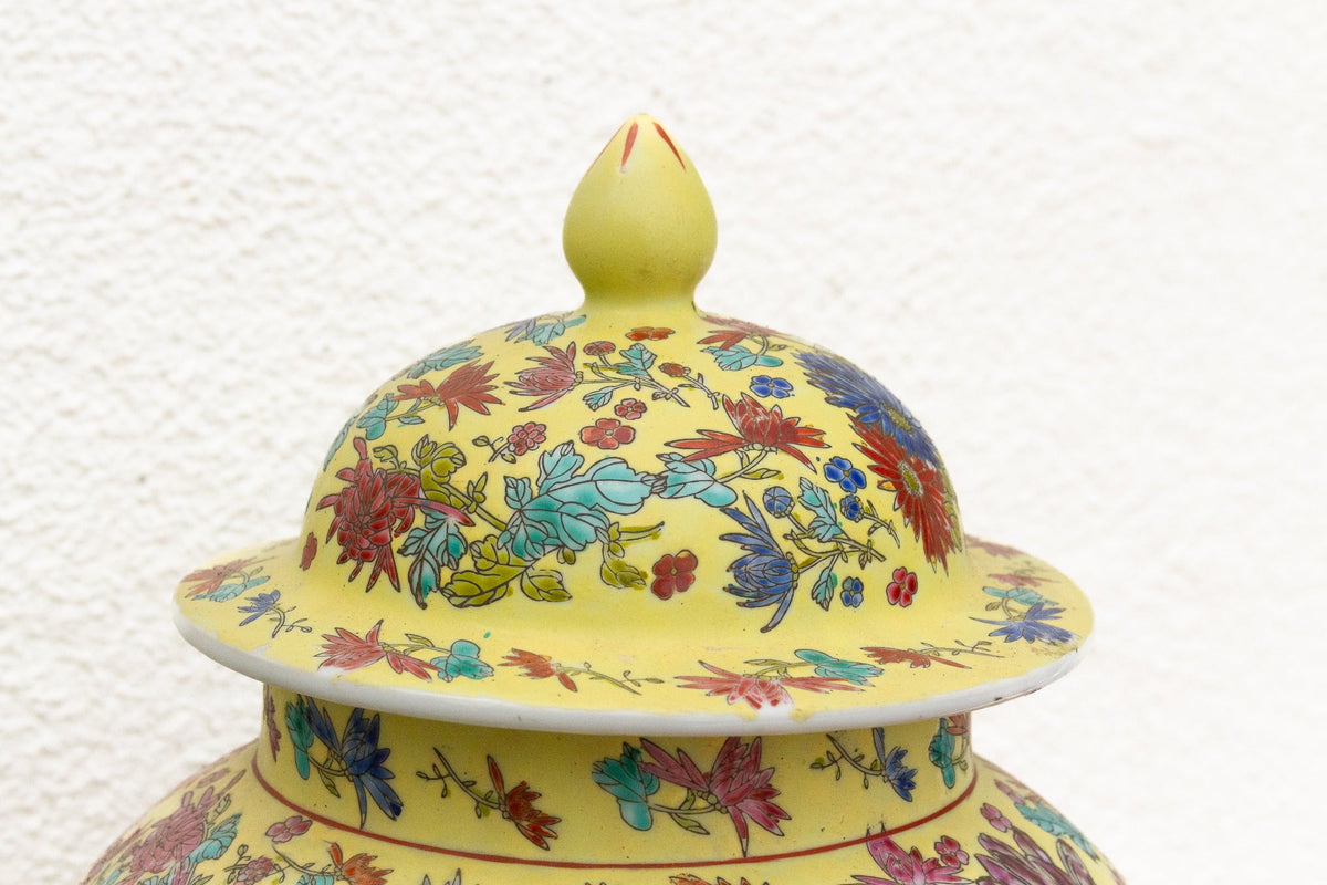 Large Famille Rose Porcelain Ginger Jar