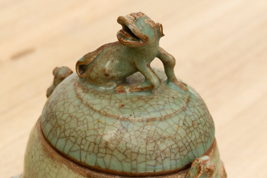 Fine Early 20th Century Guardian Lion Censer Jar