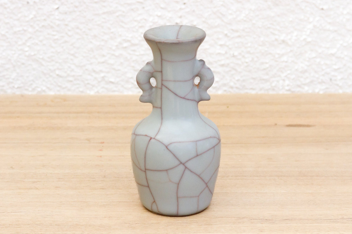 Refined Antique Crackle Pattern Ge-Type Vase