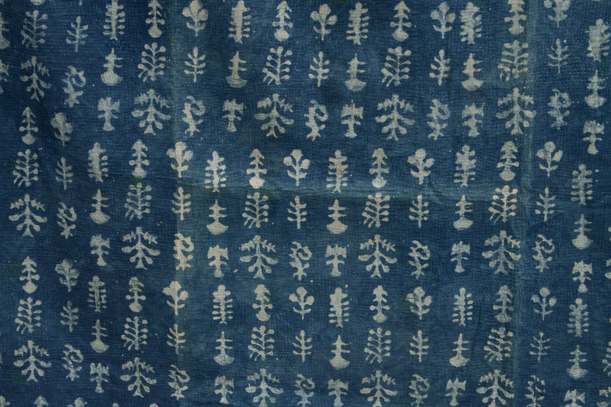Lattice Motif Vintage Indigo Printed Throw