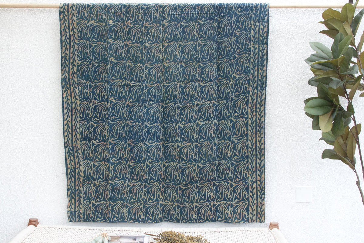 Dot & Dash Vintage Indigo Printed Throw