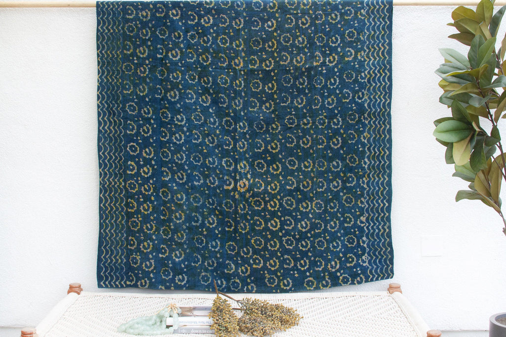 Sparkle Floral Vintage Indigo Printed Throw