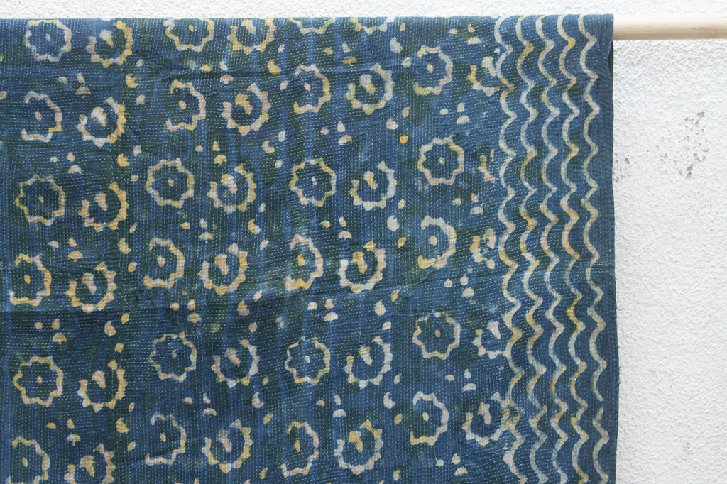 Sparkle Floral Vintage Indigo Printed Throw