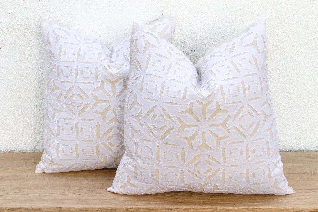 Jaipur White, Pair of Appliqué  Pillow Covers