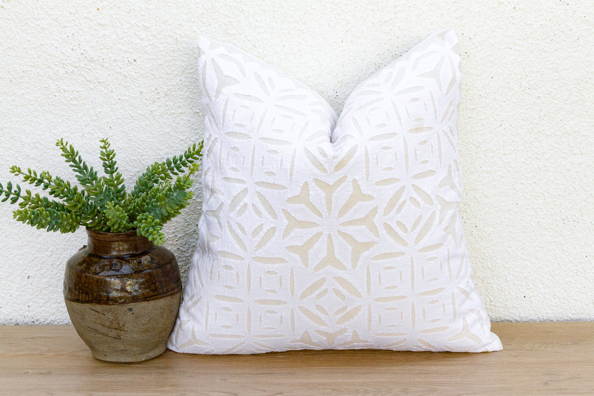 Artisanal 18" White Applique Pillow Cover