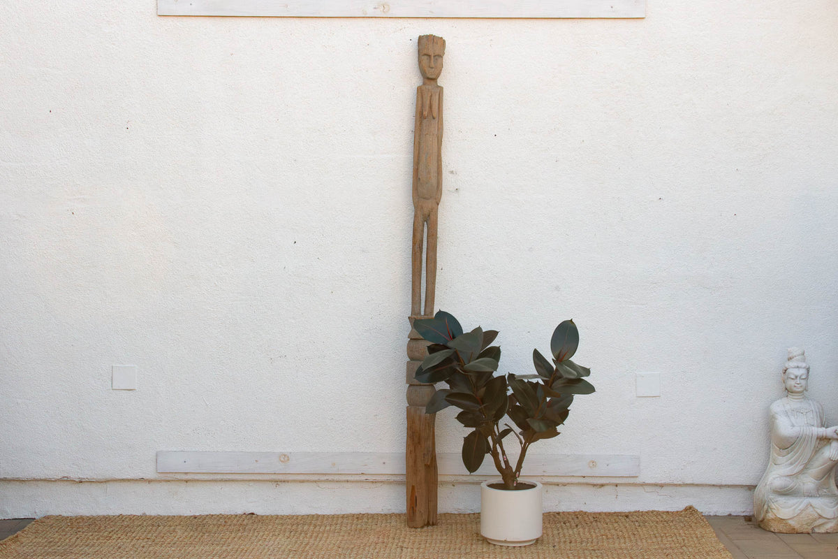 Antique Sun-Bleached Tribal Wurkun Slender Figure (Trade)