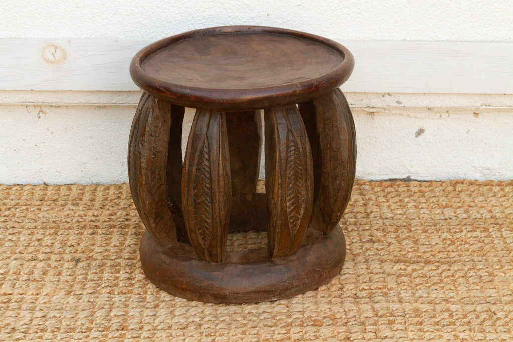 Antique Rustic Minimalist Lobi Stool