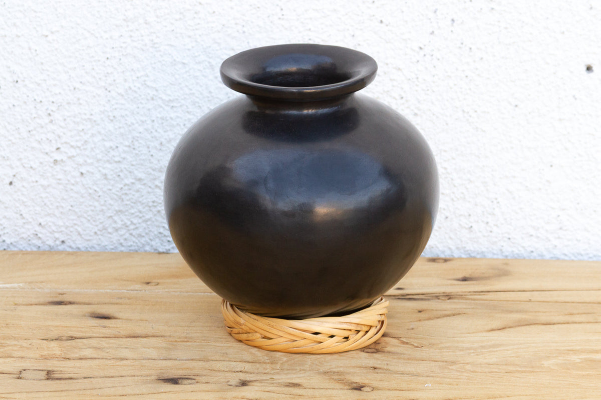 Vintage San Bartolo Black Clay Global Vessel