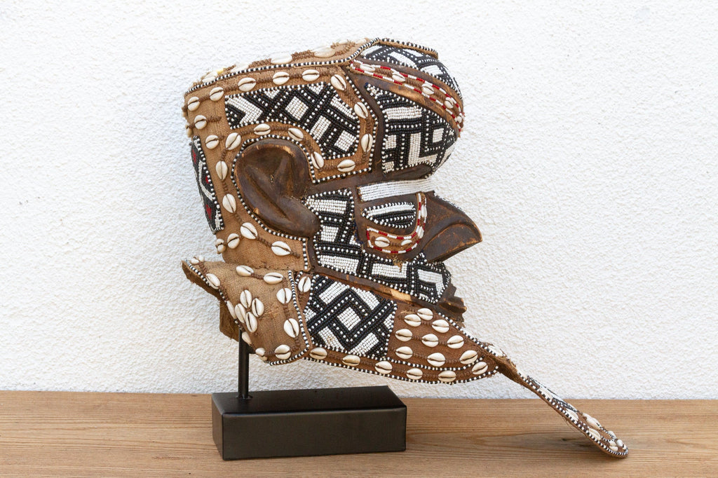 Multicolor Beaded Diamond Motif Kuba Mask