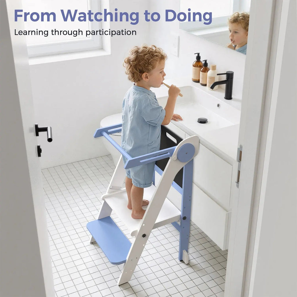 Momfann Foldable Toddler Tower with Chalkboard