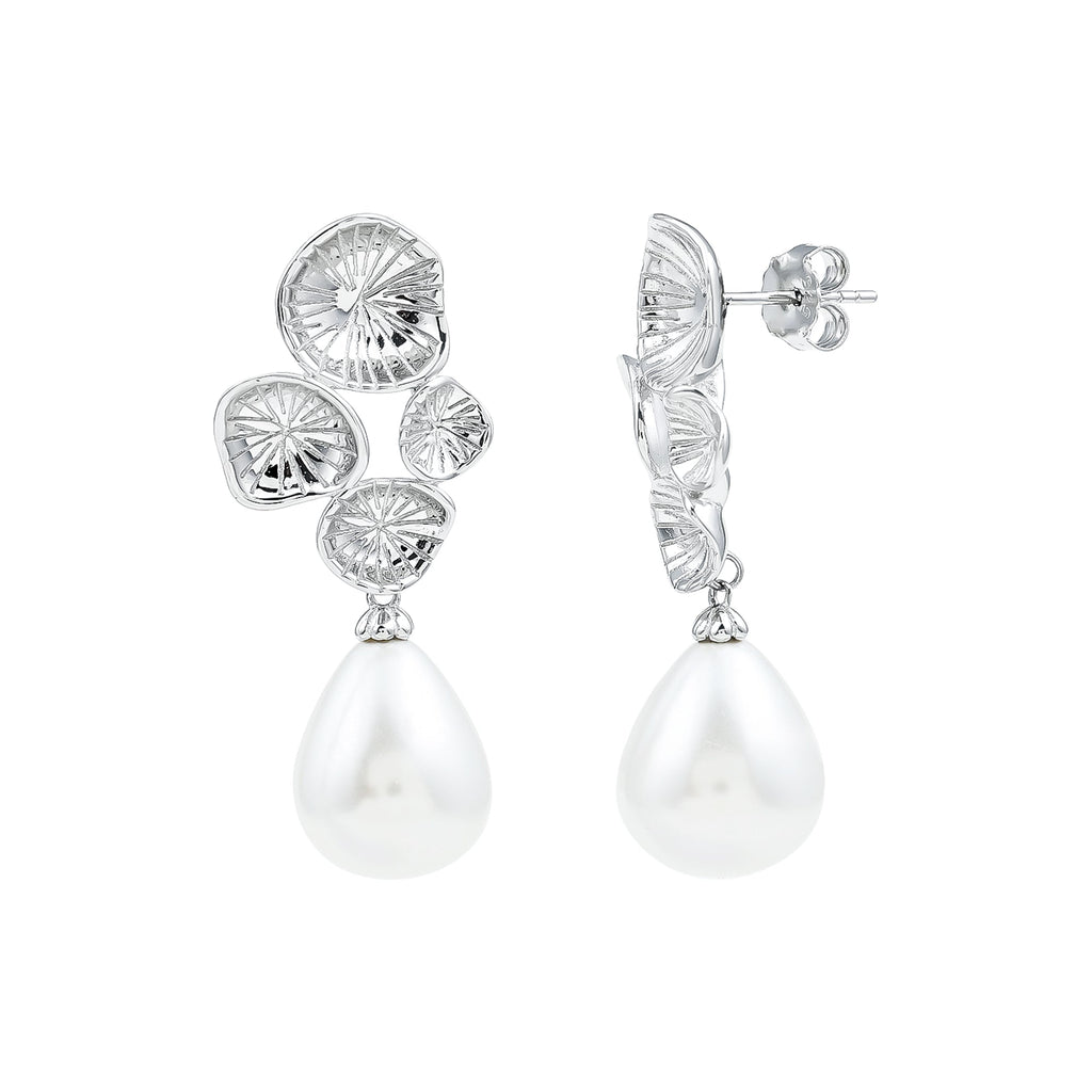 24 Carat Freshwater Cultured Pearl Dangling Earrings in Silver