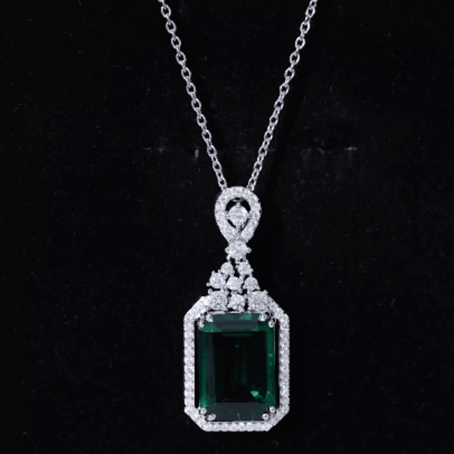 Certified 8 Carat Lab Grown Emerald Vintage Necklace with Silver Chain