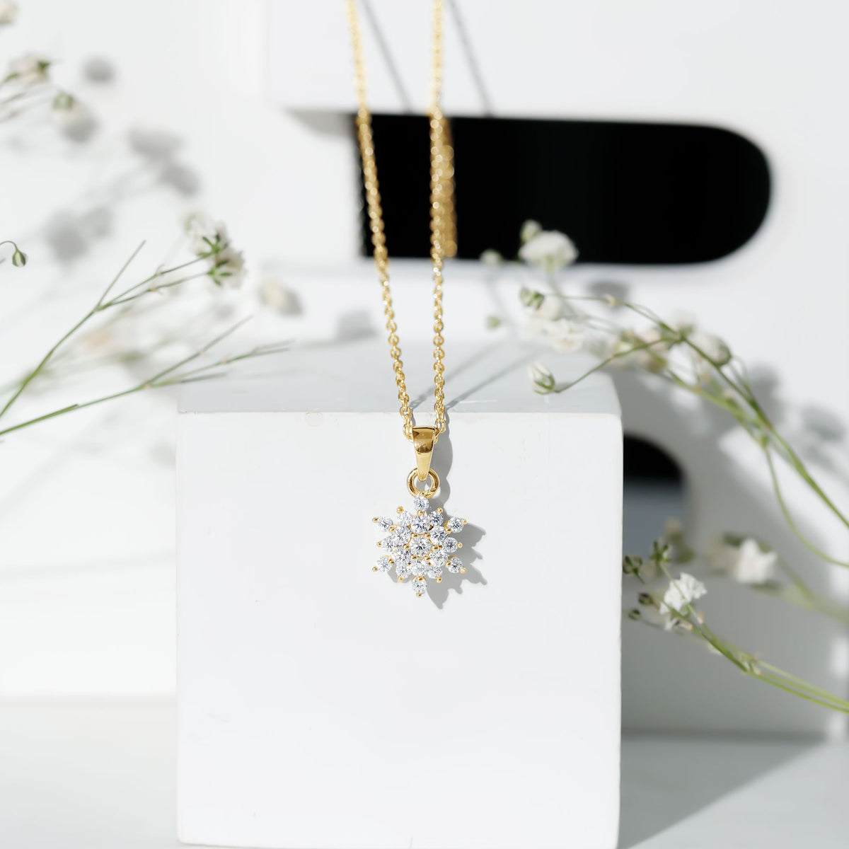 Certified Lab Grown Diamond Snowflake Necklace For Women
