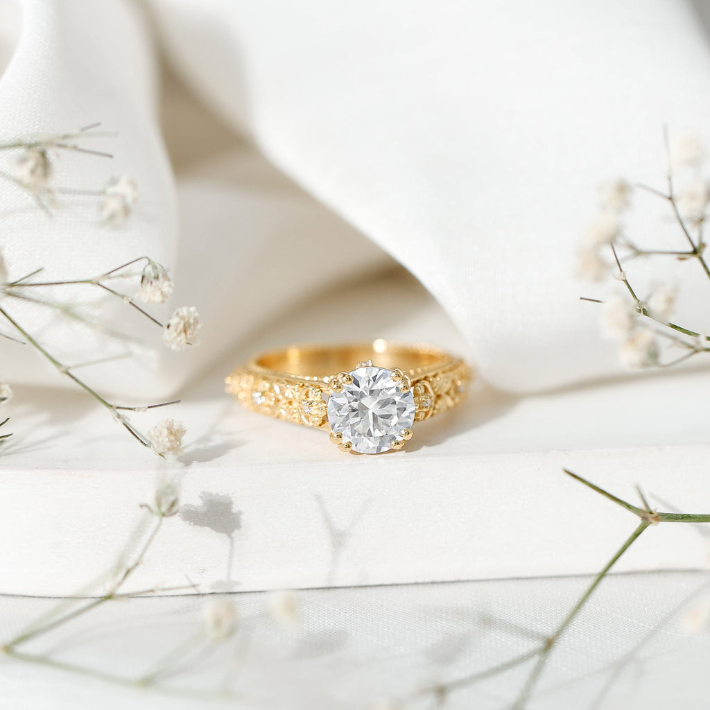 Lab Grown Diamond Antique Looking Engagement Ring