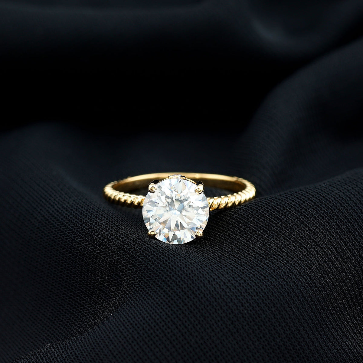 2 Carat Lab Grown Diamond Engagement Ring With Twisted Rope