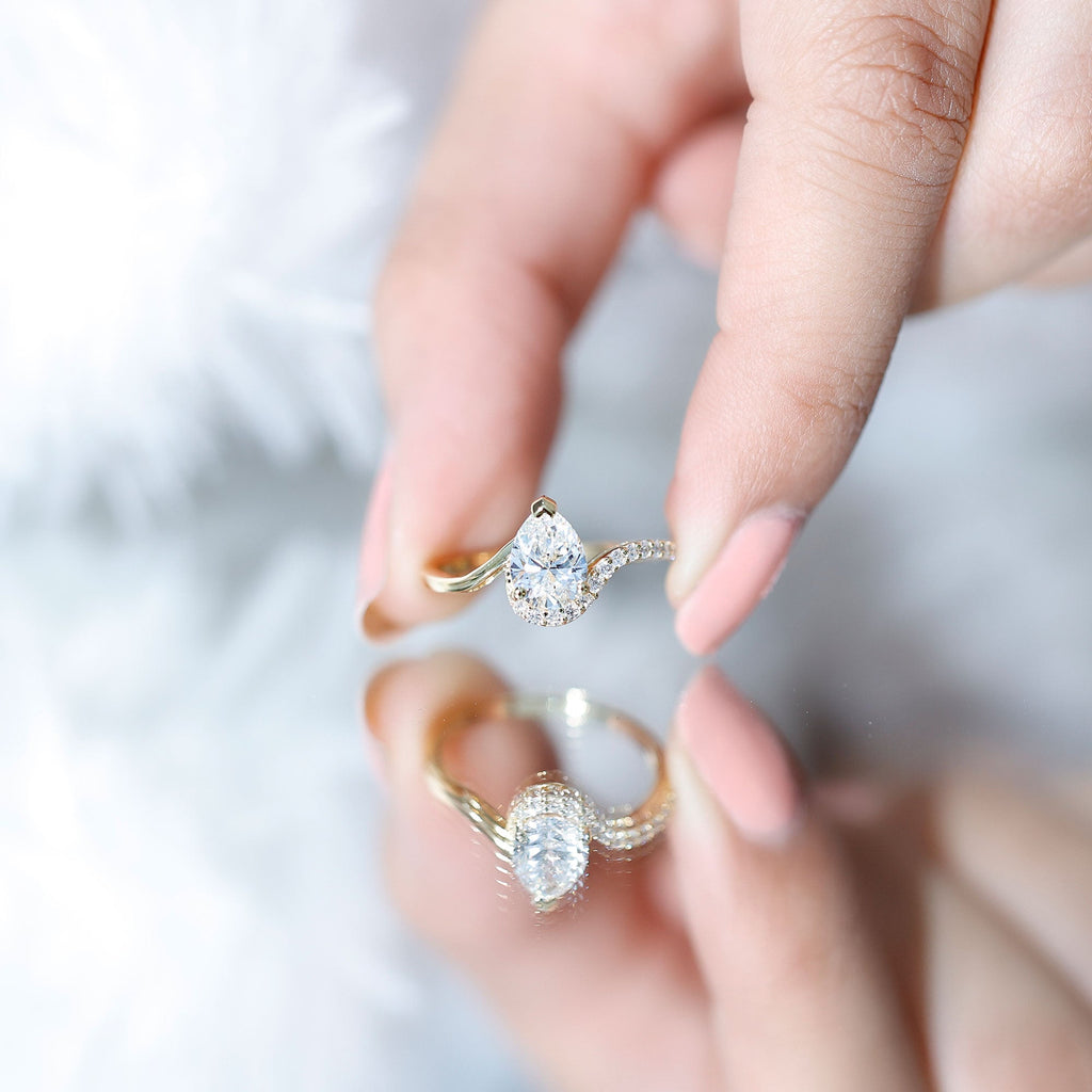 Diamond Teardrop Designer Engagement Ring